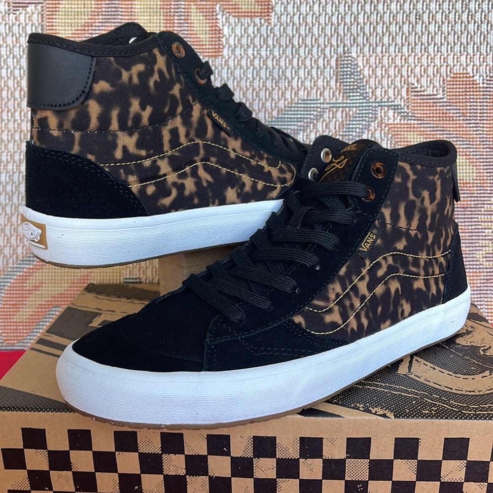 Vans Men’s The Lizzie
Tortoise Dark Brown/Black
VN0A4BX1YI5
Sneakers